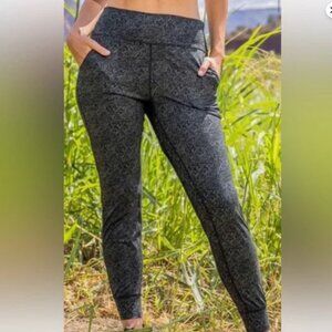 Studio Skin Joggers- Black and Evergreen Terrain | Senita | Medium Petite